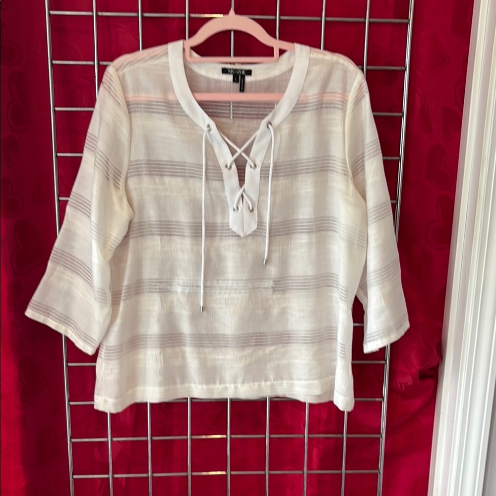 NIC+ZOE White 3/4 Sleeve Tie Front Blouse